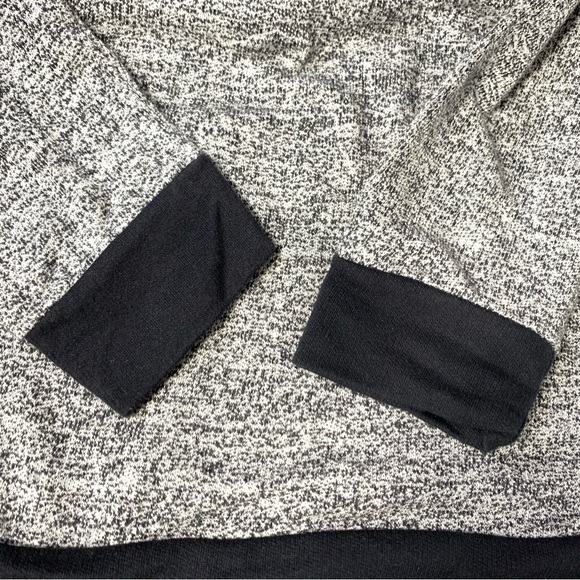 Red Jacket Calgary Flames Long Sleeve Tee in Grey - Picture 8 of 10